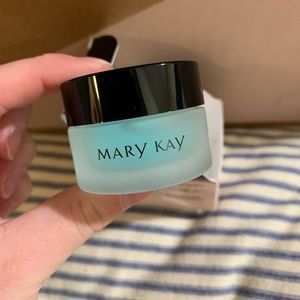 Mary Kay - indulge soothing Eye Gel